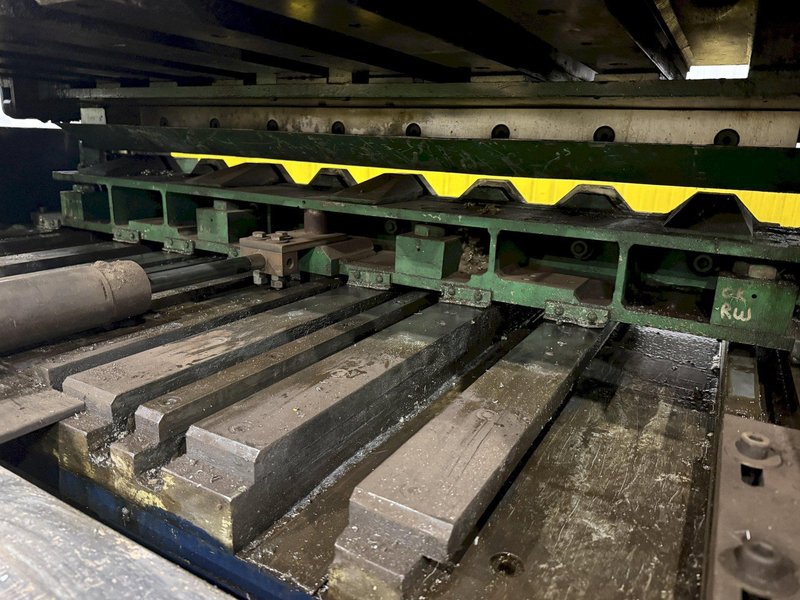 100 TON X 64" WIDE STAMCO MODEL #810-64 CUTOFF PRESS, WITH AIR CLUTCH: YOBRO #24793
