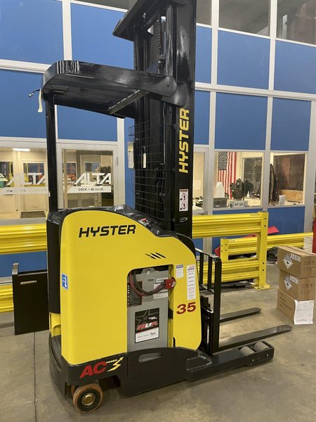 Hyster  N35ZRS2,Price:  $23,650,Type:  Class 2 - Narrow Aisle,Year: 2017