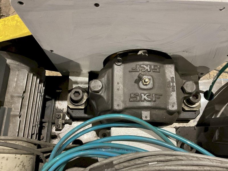 SETIC PAYOFF MOTORIZED WHEEL STAND  220″ 7 SPINDLES 20 1/2″ LONG 5″ DIA USED