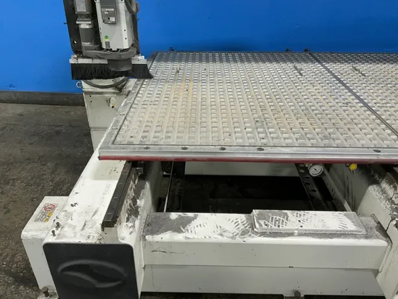 C.R. ONSURD 63” X 146” CNC ROUTER  -  4 C18C