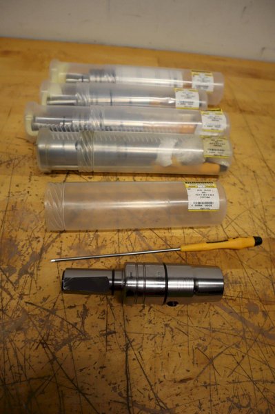 Guhring 20mm Straight Shank X 12mm I.D. Guhrosync Hydraulic Synchro Tapping Chuck (5pcs) ***New In Packaging***- Auction Item