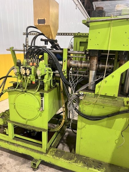 40 TON GLUCO MODEL #HVS40 HORIZONTAL INJECTION MOLDING MACHINE: STOCK #20108