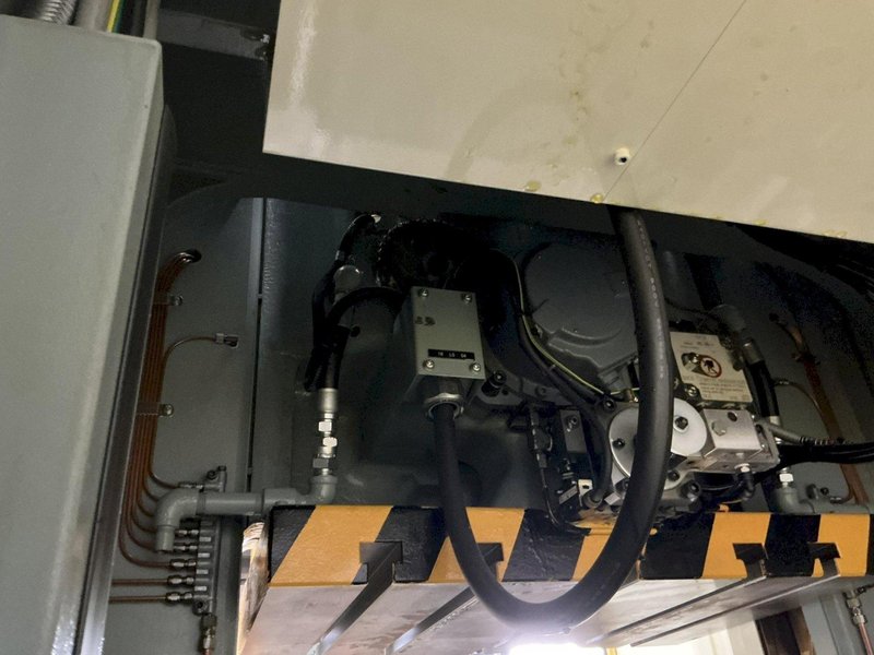 88 TON AIDA MODEL #DSF-N1-800 GAP FRAME PRESS 6.3” STROKE &amp; PA SERVO COIL FEED LINE: YOBRO #25102