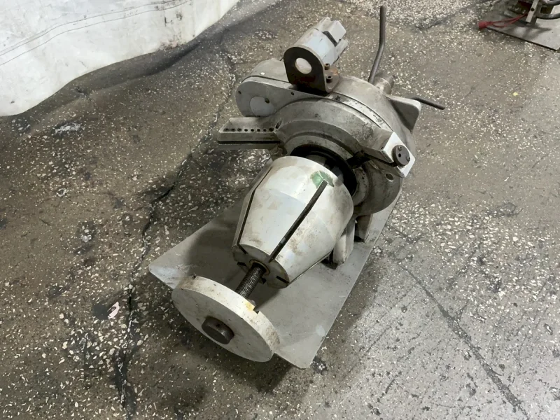 TRI-TOOL CO PORTABLE PIPE BEVELING TOOL  -  712