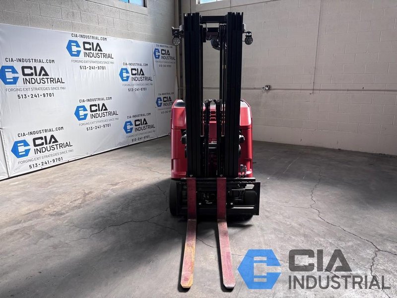 2024 - 3,500 LB. RAYMOND MODEL 425-C35TT STAND-UP ELECTRIC FORKLIFT