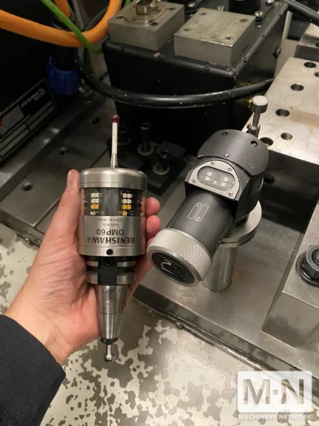 Hyundai Wia i-CUT380TDi CNC Vertical Machining Center [2013]