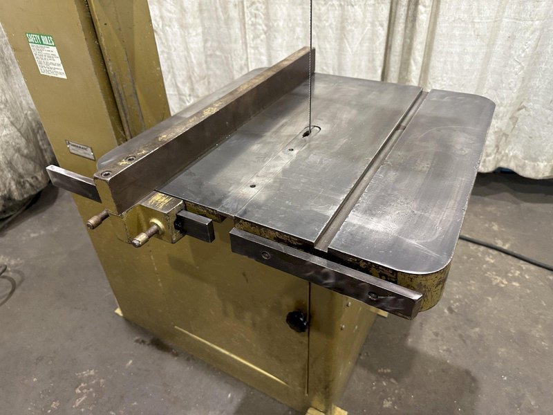 20" POWERMATIC MODEL #81 VERTICAL BAND SAW: STOCK #77930