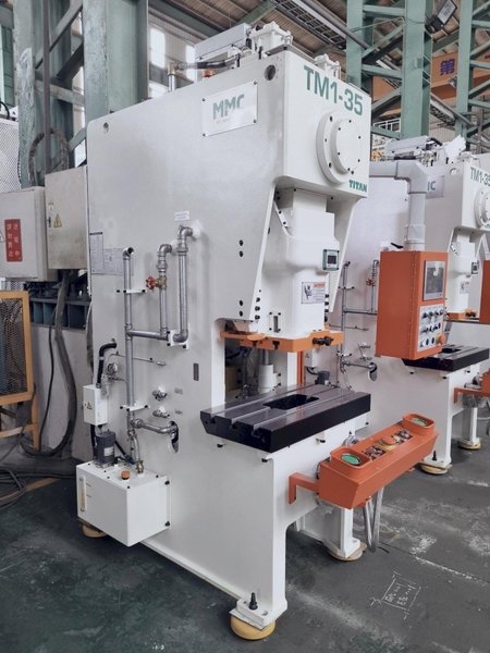 Stock Minster MMC TITAN TM1-35 Single Point Gap Press