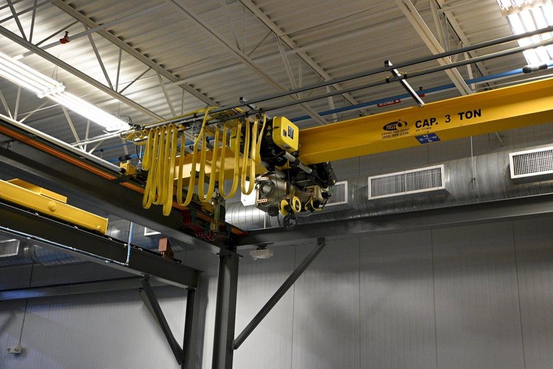 3 TON X 29' SPAN X 35' LONG X 14' LIFT MASS FREE STANDING BRIDGE CRANE SYSTEM 2009: STOCK #23155