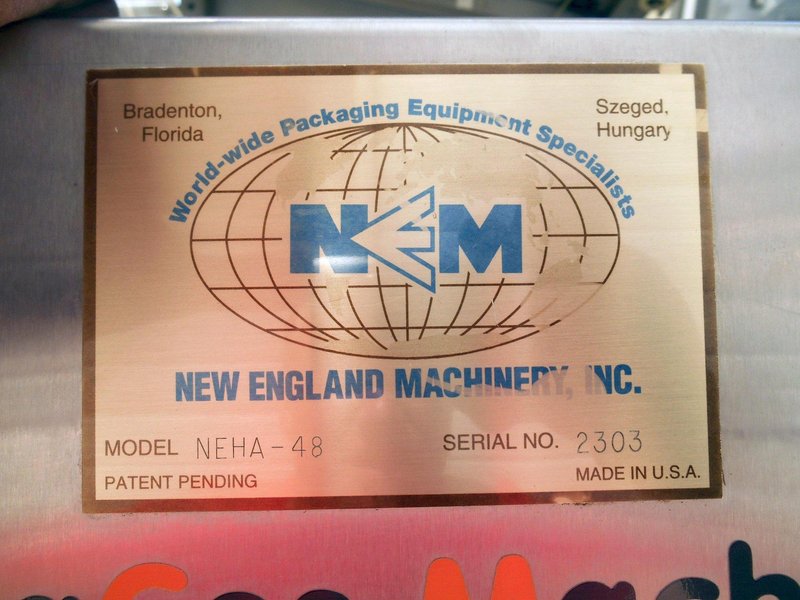 New England Machinery | S.S. Bottle Unscrambler w/ S.S Incline Conveyor