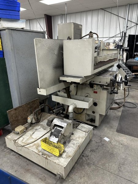 Okamoto ACC-8.20ST Hydraulic Surface Grinder