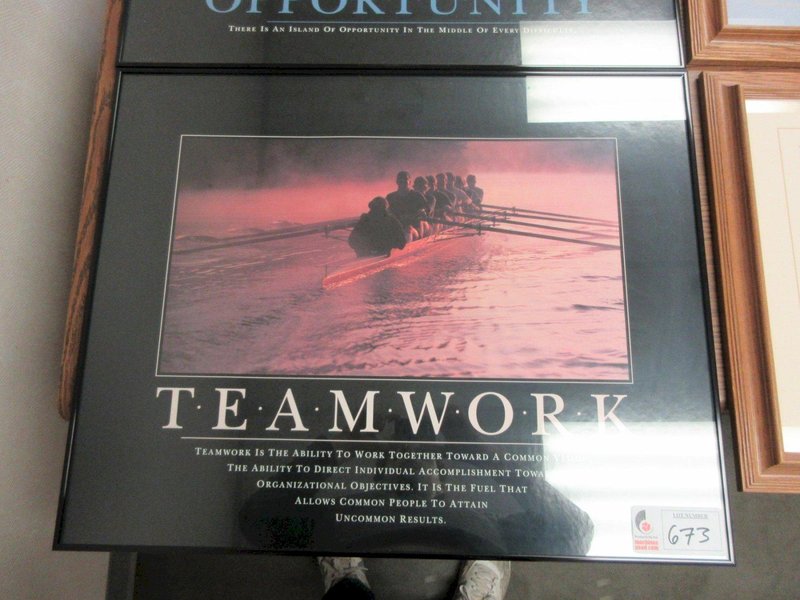 Outdoor Darrell Bush Wildlife Portraits (2) and Inspirational Office Portraits (2)- Auction Item