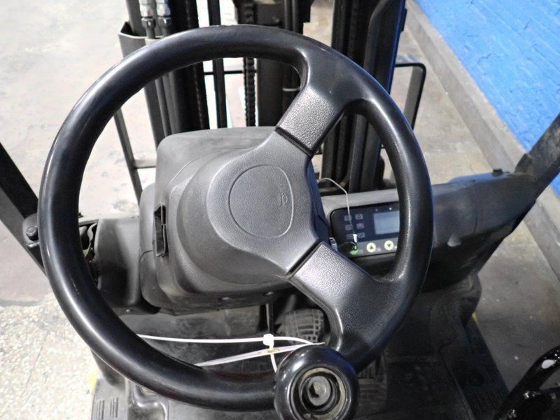 KOMATSU 2600 POUNDS ELECTRIC FORKLIFT  -  FB18MU-12