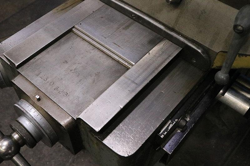 BRIDGEPORT Vertical Milling Machine, Model SERIES I