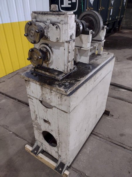 MAUST 60x1-1/4 17-ROLL 6-HIGH BACKED UP PRECISION LEVELER (14453)