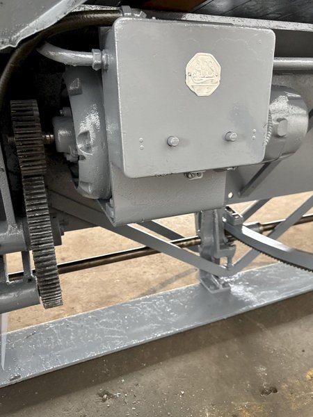 8&#039; X 10 GA CHICAGO DRIES &amp; KRUMP 73 POWERED BOX &amp; PAN BRAKE. STOCK # 1117424