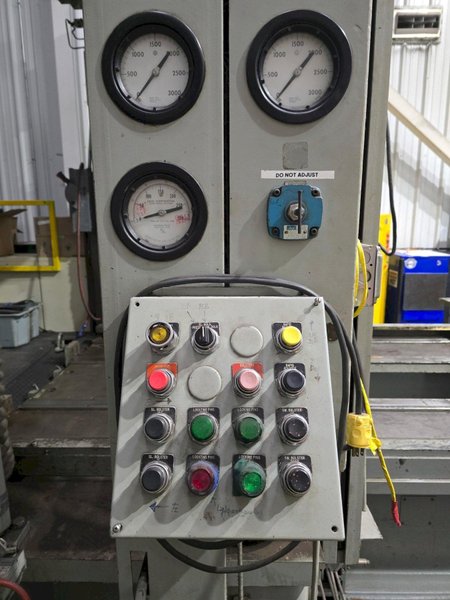 300 TON DAKE HYDRAULIC FLIP OUT PLATEN SPOTTING PRESS. STOCK # 0879326
