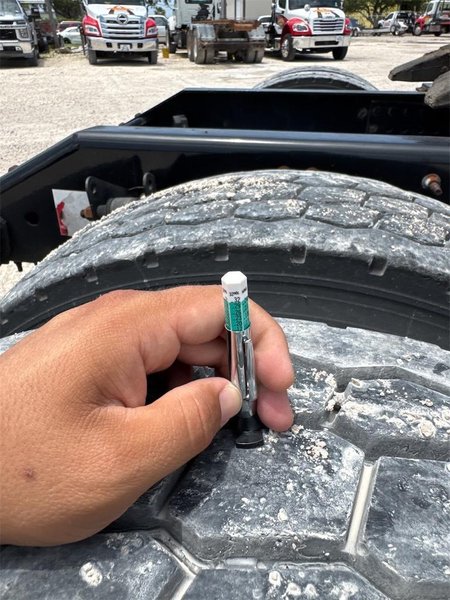 2022 Volvo VNL64T 760 4V4NC9EH9NN602667