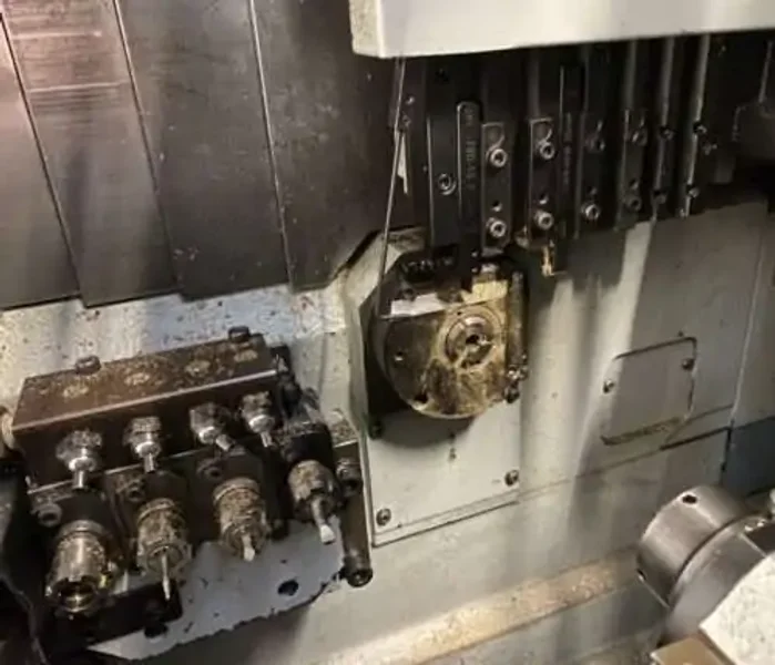 Star SR-20R CNC Swiss Screw Type Automatic Lathe – Bar Feeder