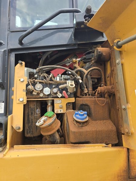 2020 John Deere 655K-Crawler Loader 1T0655KXLLF386042