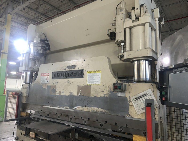 175 TON X 10' CINCINNATI MODEL #175-FMII FORM MASTER HYDRAULIC CNC PRESS BRAKE WITH UPGRADED TOUCHSCREEN CONTROLS. STOCK # 1801620