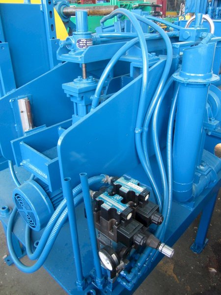 MACHINE CONCEPTS WIRE BRUSH CLEANING UNIT WITH GRINDER:  STOCK #55212
