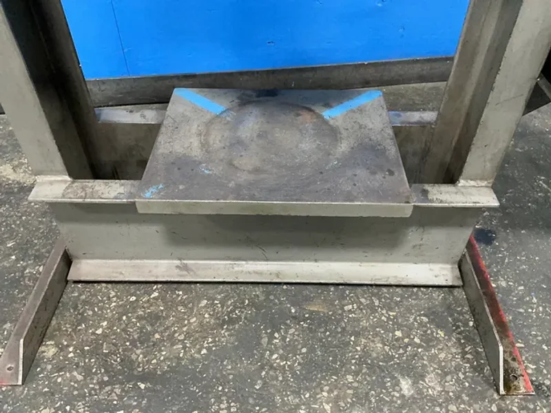 CHAMPION 165 TONS TIRE PRESS