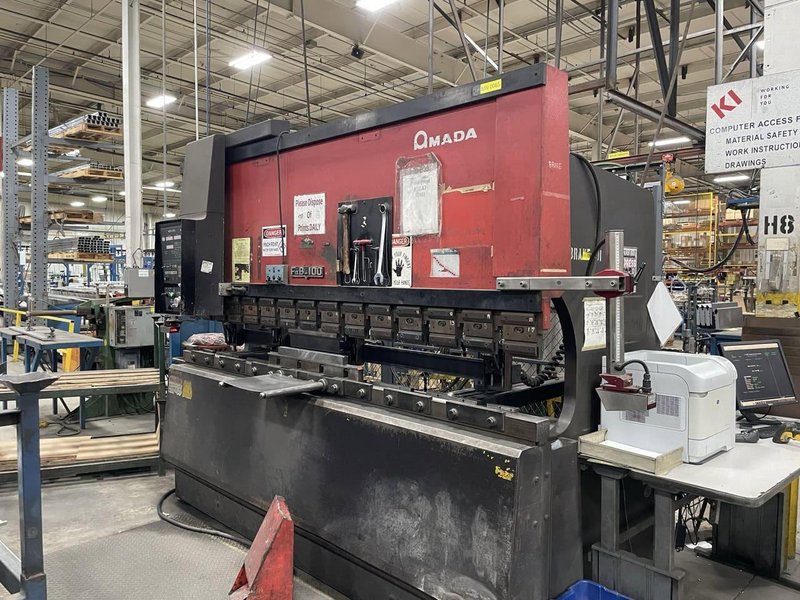 110 Ton x 10′ Amada FBD-1030E Press Brake, 1992