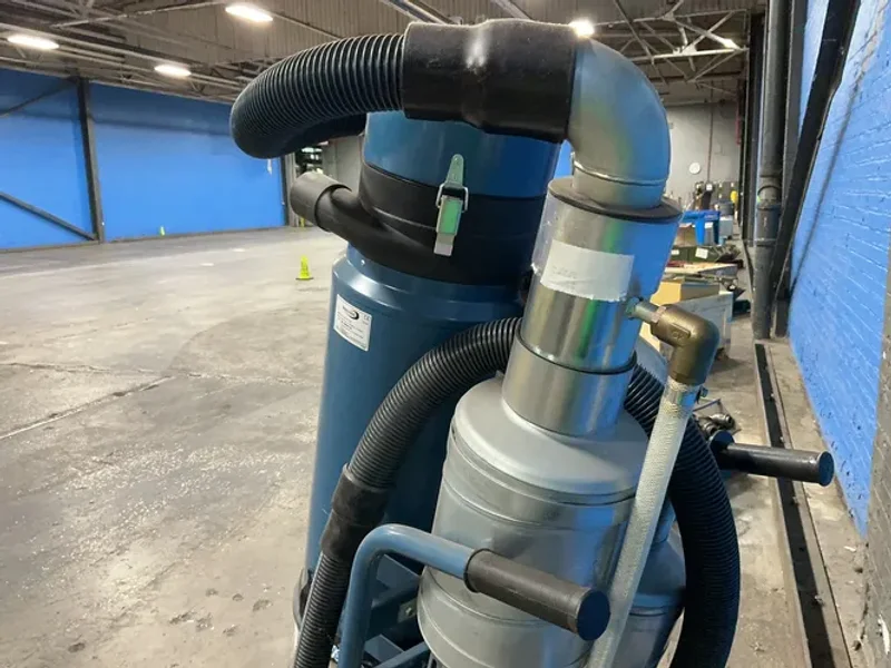 DUSTCONTROL AB PORTABLE DUST COLLECTOR   -  DC 3800TR EX