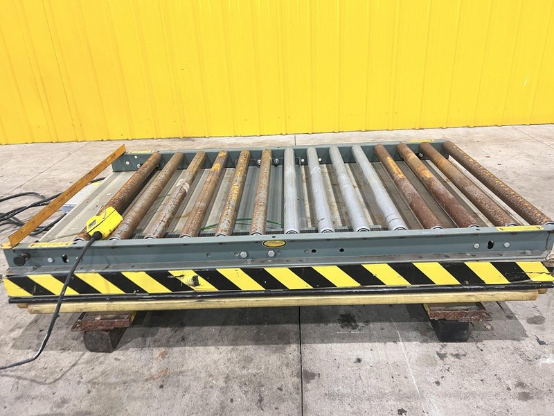 3500 LB X 60" X 36" SOUTHWORTH MODEL #4428610 HYDRAULIC SCISSOR LIFT TABLE WITH ROLLER TOP: STOCK #20935