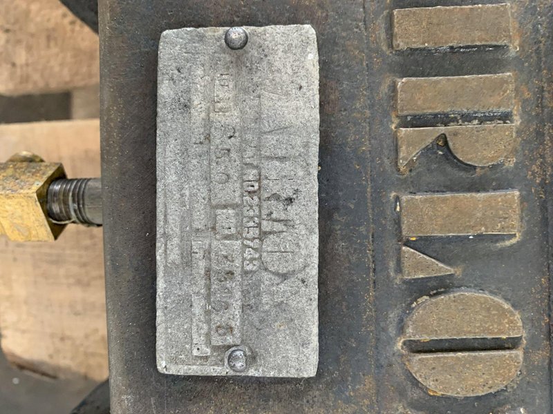 AIRLOX S-50 AR VISE. (QTY 4) STOCK # 0997424