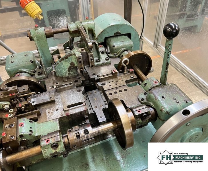 Nilson Model #S-00 4-Slide Wire Forming Machine