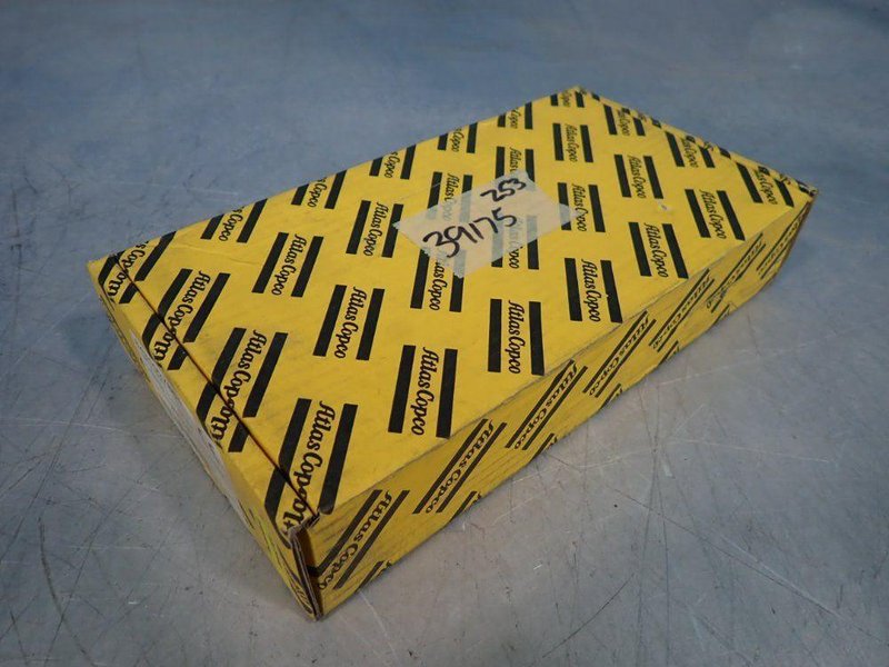 ATLAS COPCO PNEUMATIC SCREWDRIVER   -  8431027851 / LUM12 HRX5