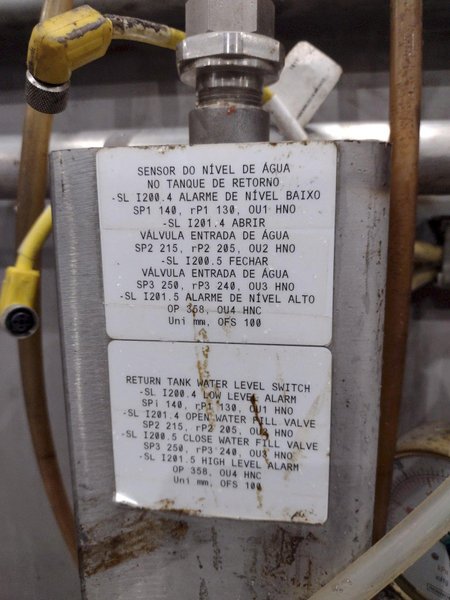CRYSTAL FILTRATION CONTINUOUS FILTER COOLANT SYSTEM, WITH DRAG-OUT CONVEYOR : YOBRO #25069
