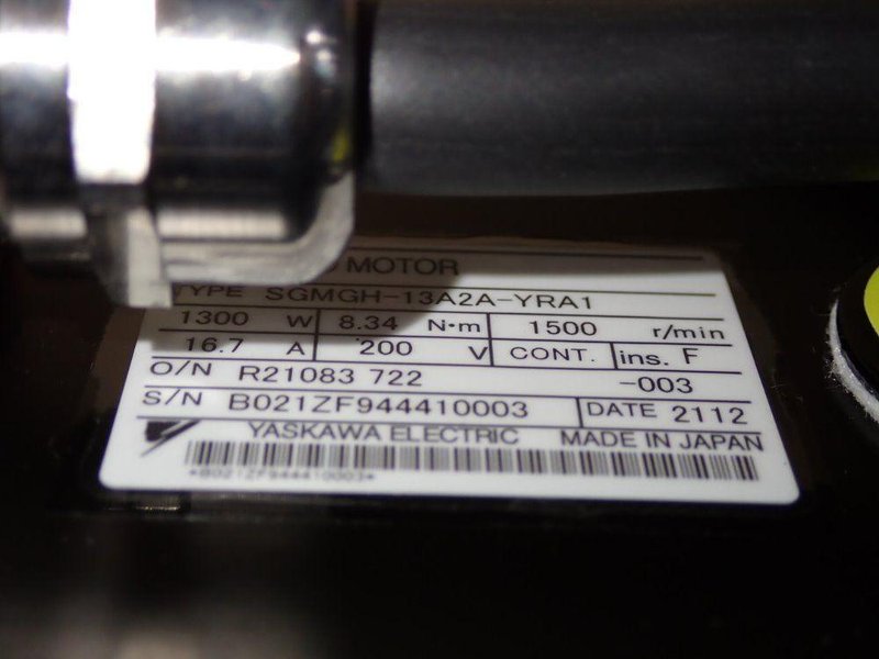 YASKAWA AC SERVO MOTOR  -  SGMGH-13A2A-YRA1