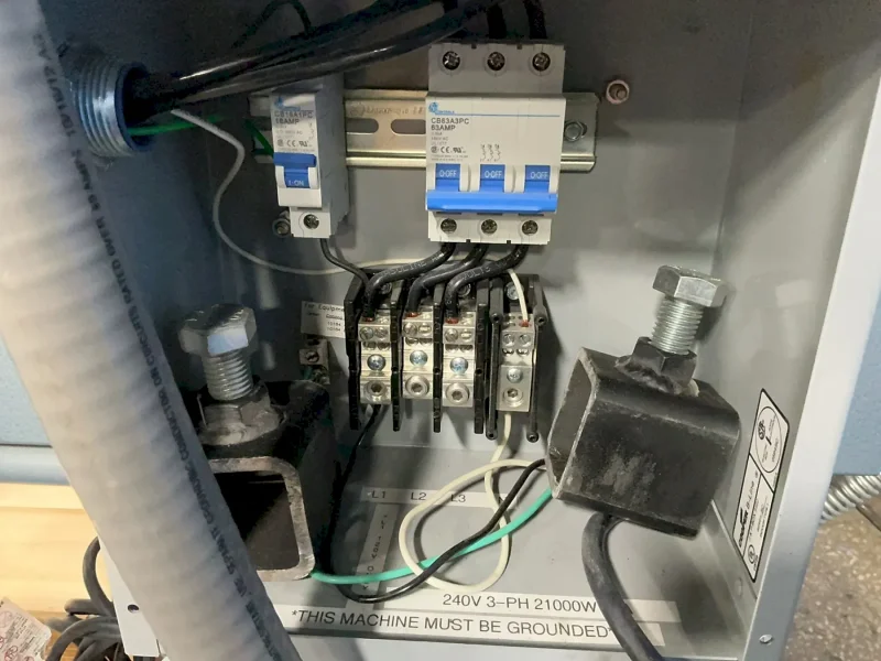 BELOVAC 48 VACUUM FORMING MACHINE