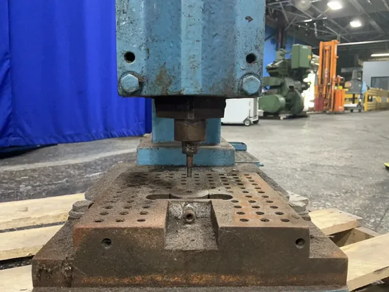 Manual Punch Press Di-acro - 2