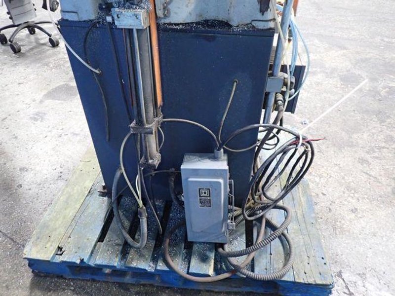 ELUMATEC 15" BLADE MITER SAW  -  MGS 73/33
