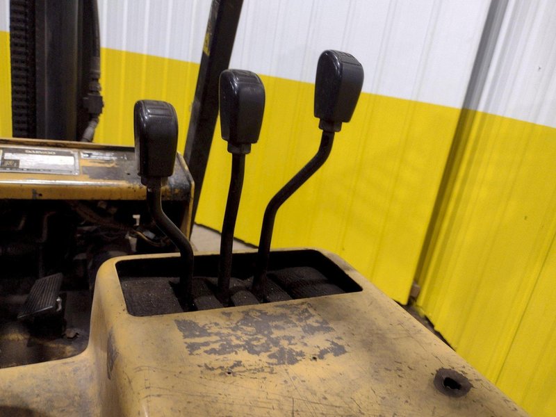 4,500 LB 1995 DAEWOO MODEL #G25S-2 PNEUMATIC TIRE LP FORKLIFT: STOCK #20235