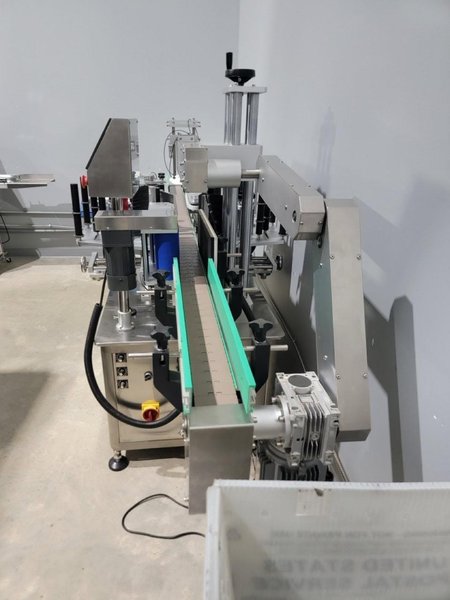 Jorestech OMICRON-2 Automatic Front and Back Labeler for Flat and Round Bottles, 2020