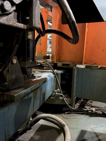 21" X 31" SCOTCHMAN SHA-3121 AUTOMATIC HORIZONTAL MITERING BANDSAW. STOCK # 0114126