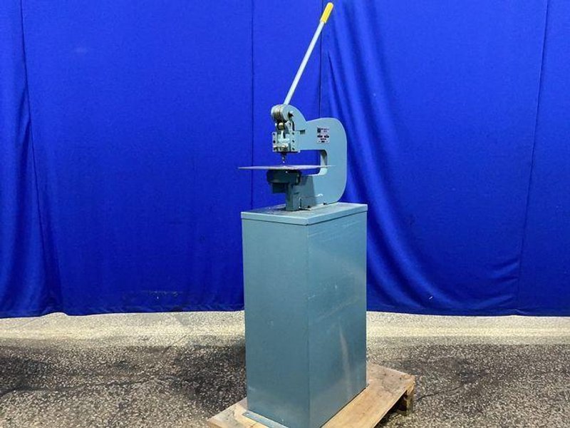 ROPER WHITNEY, CO 4 TON SHEET METAL PUNCH MACHINE   -  218
