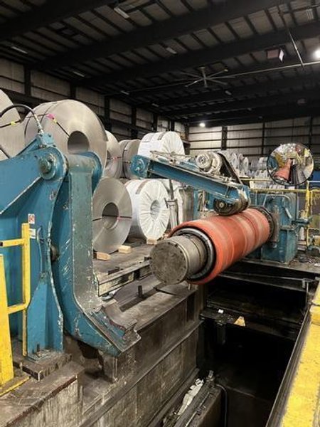 72" x 60,000# Uncoiler with Hold Down Roll and Mandrel Support Arm