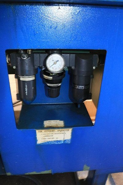 24" x 24" AIR FEEDS INC. Feeder/Straightener, Model AF-3