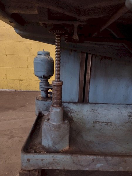 4 HEAD FOSDICK HEAVY DUTY GANG DRILL: STOCK #18005