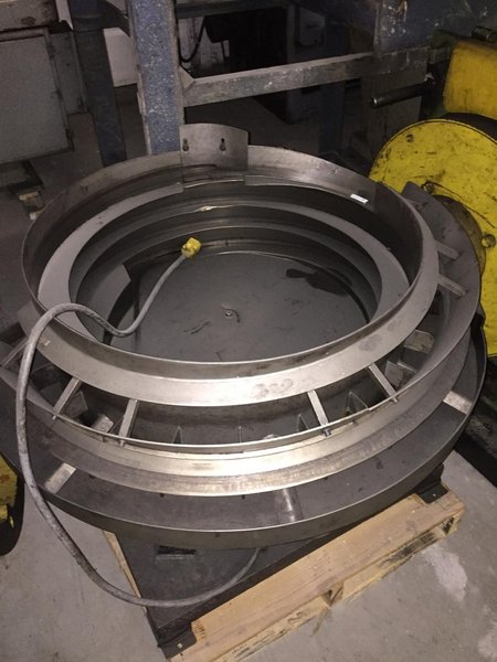 30″ CW Feeder Bowl