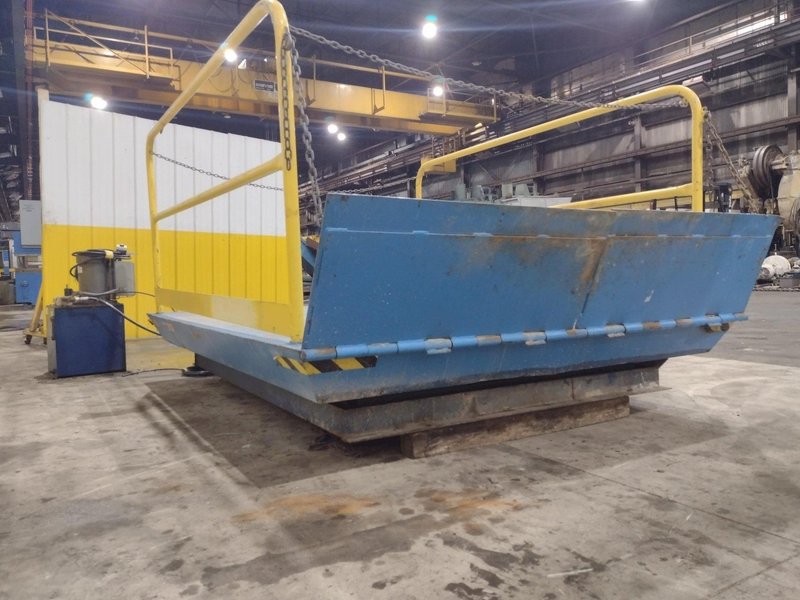 8,000 LBS X 108" X 84" BLUE GIANT MODEL #SEDPH 53-208 HYDRAULIC LIFT TABLE / ELEVATING DOCK: STOCK #22330