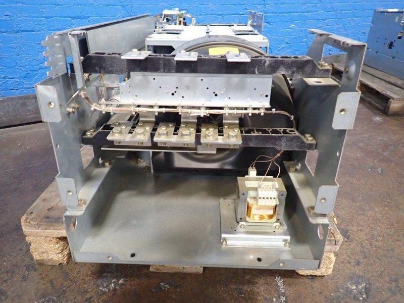 SIEMENS AC DRIVE  -  6SE7032-1EG20-Z