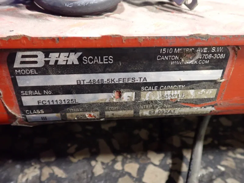 BTEK 5000 LBS / 48" X 48" DIGITAL FLOOR SCALE   -  BT-4848-5K-FEFS-TA