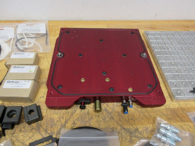 Mitee-Bite Vacmagic VM300, 300mm Vacuum Base Plate with 12" x 14" Quick Change Aluminum Top Plate and Fittings, Accessories- Auction Item